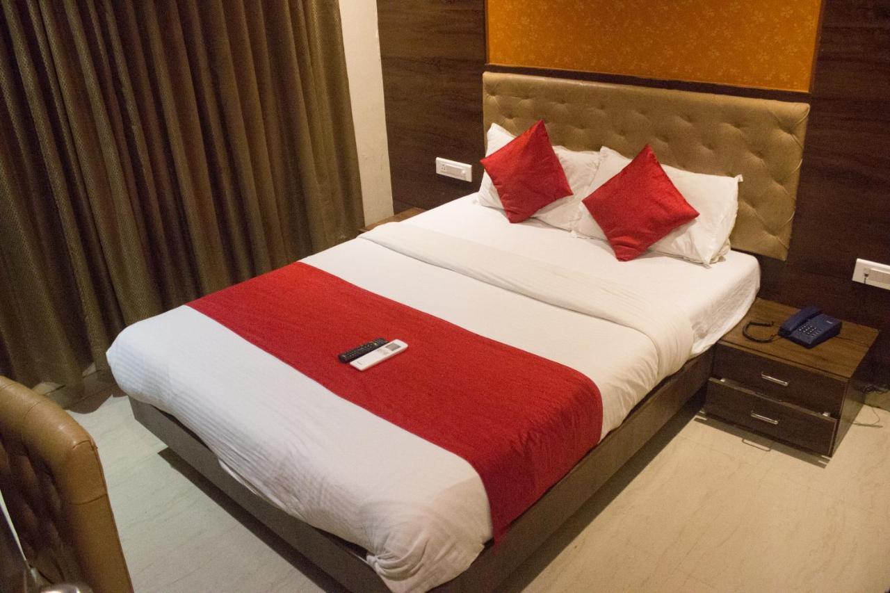 Highland Residency The Boutique Hotel Thane Exterior foto